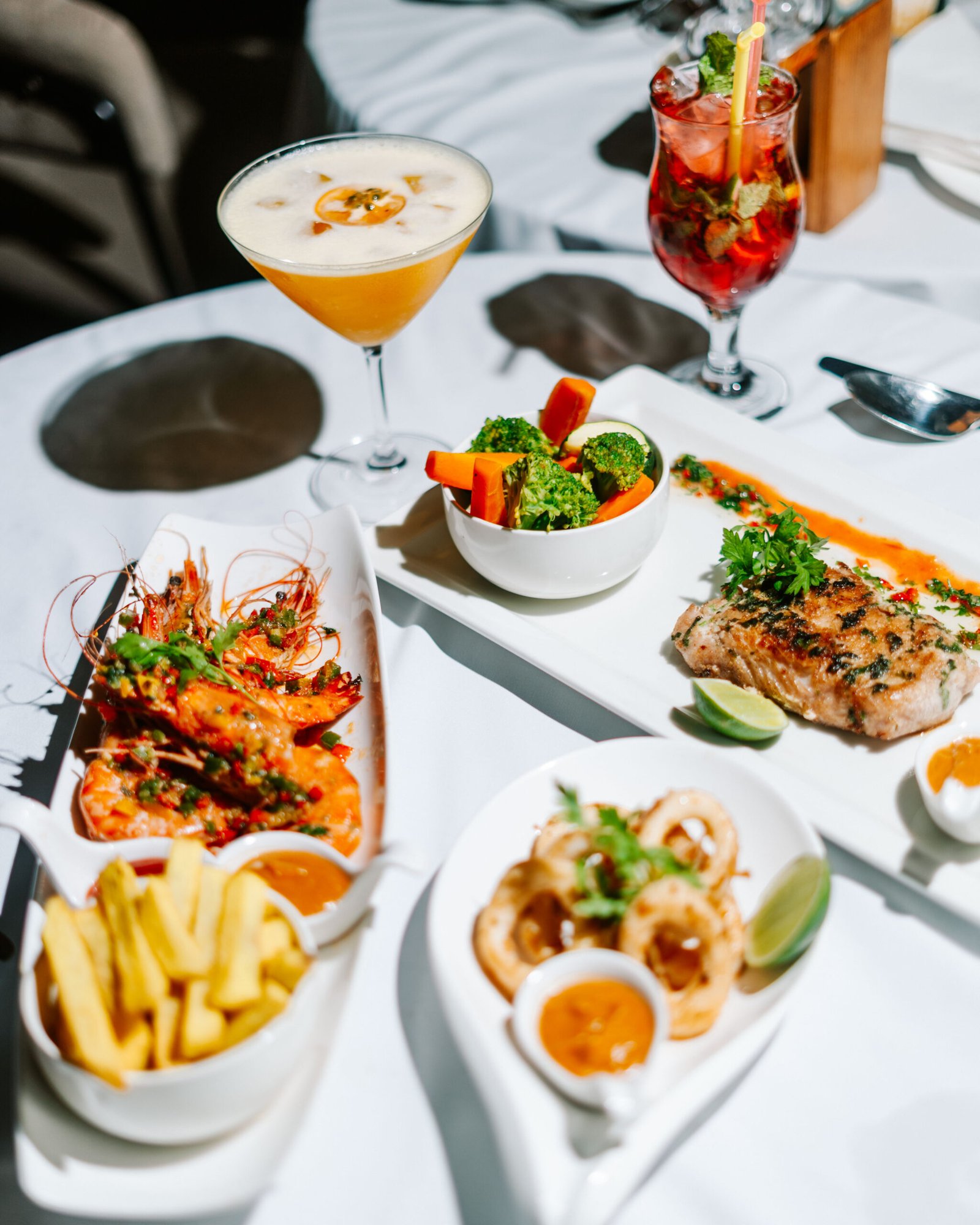 Upper Dining Life